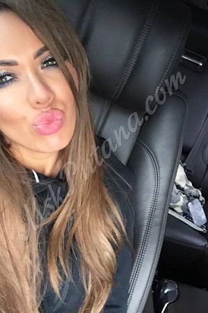 Ксюша, метро Бульвар Адмирала Ушакова Ксюша, метро Бульвар Адмирала Ушакова