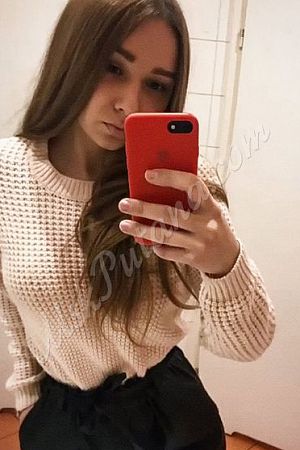 Кристи, метро Верхние Котлы