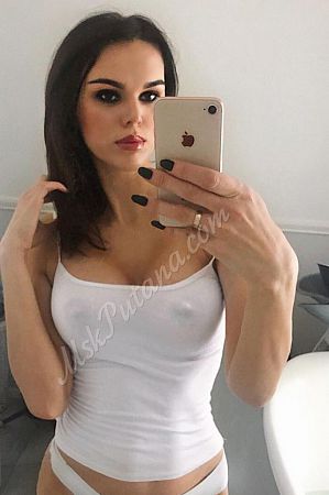 Алла, метро Бульвар Адмирала Ушакова Алла, метро Бульвар Адмирала Ушакова