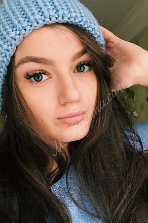 лиля, метро Пражская