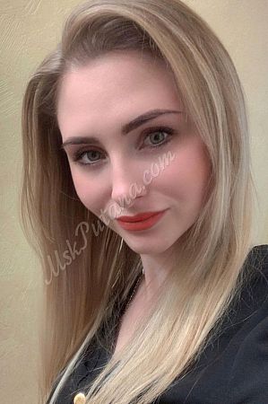 Лена, метро Цветной бульвар Лена, метро Цветной бульвар