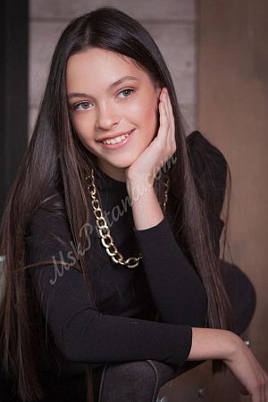 Анна, метро Коньково