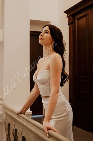 Анжелла, метро Октябрьская